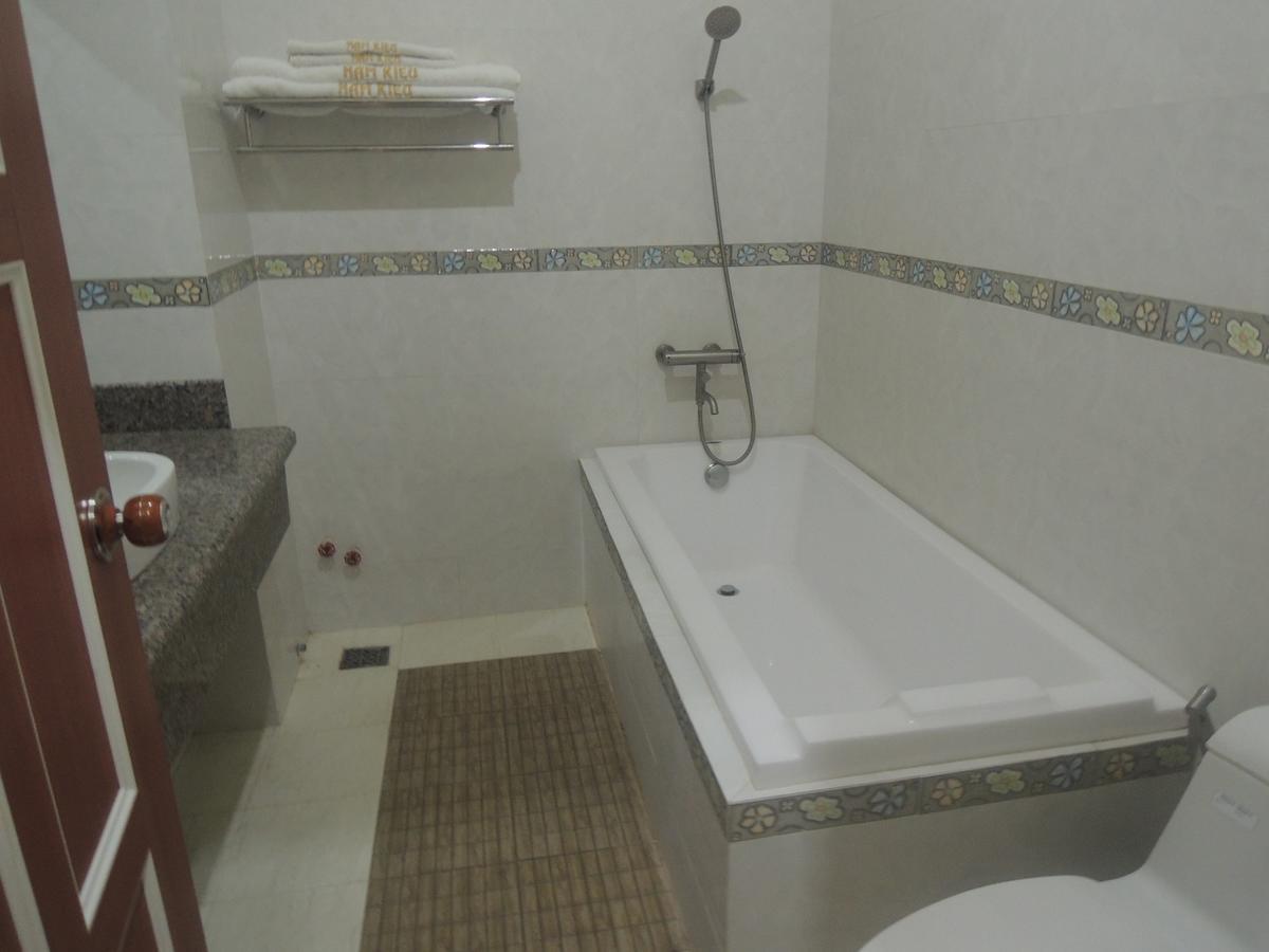 Nam Kieu Hotel Ca Mau Экстерьер фото